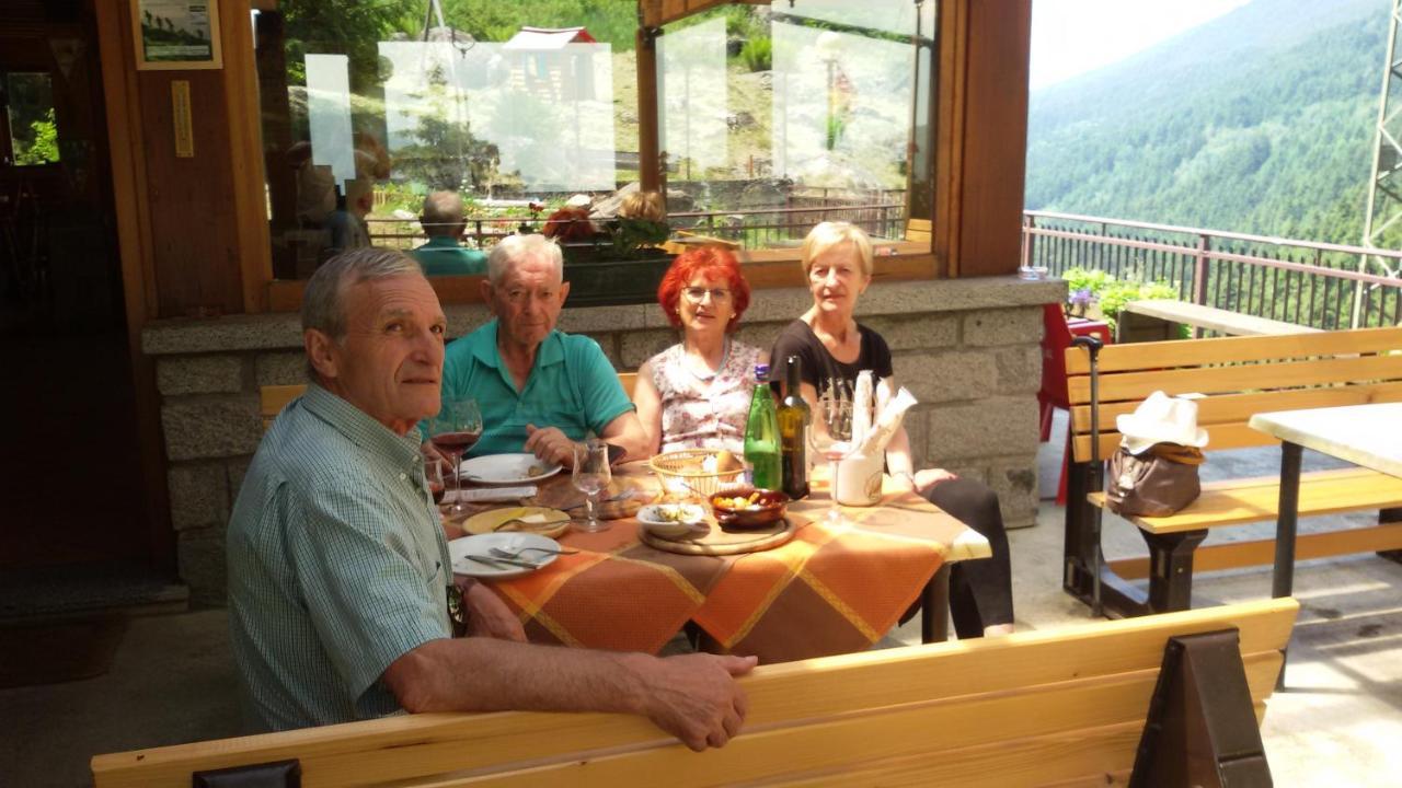 Rifugio Stella Alpina Hotel Saviore dell'Adamello Exterior photo