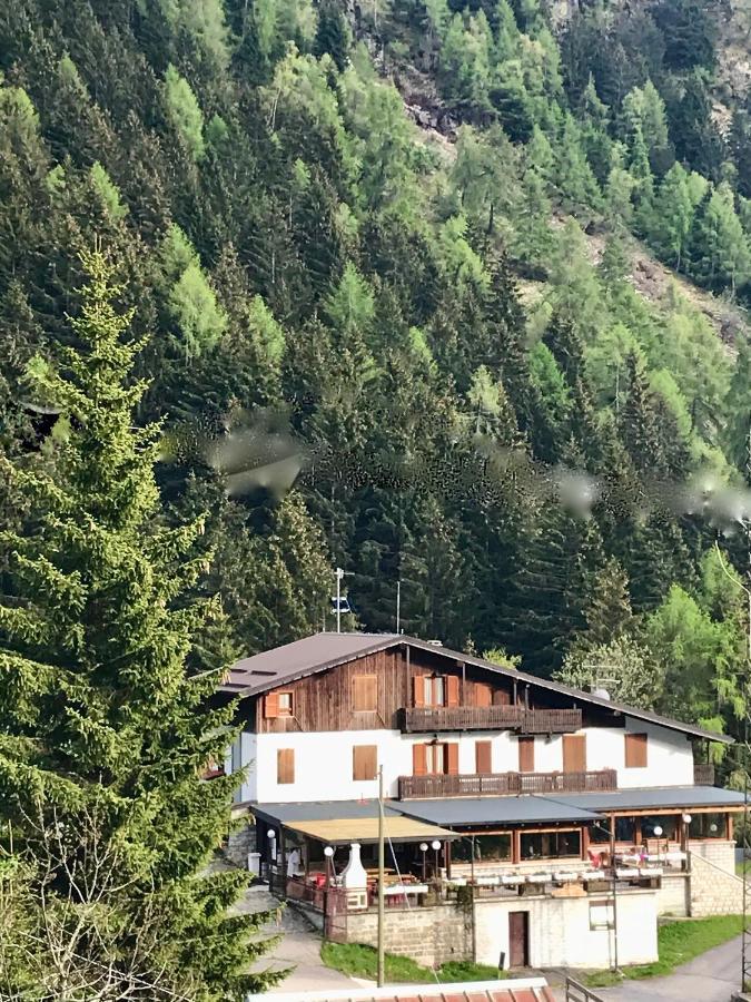 Rifugio Stella Alpina Hotel Saviore dell'Adamello Exterior photo