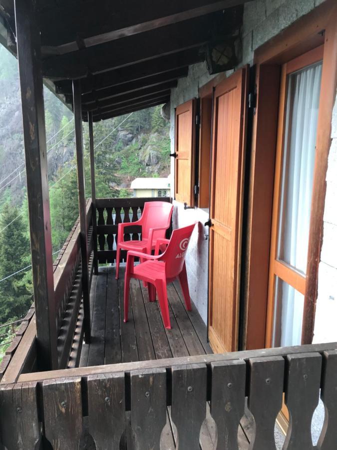 Rifugio Stella Alpina Hotel Saviore dell'Adamello Exterior photo